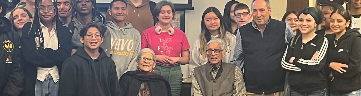 Students with Dr. Rajmohan Gandhi